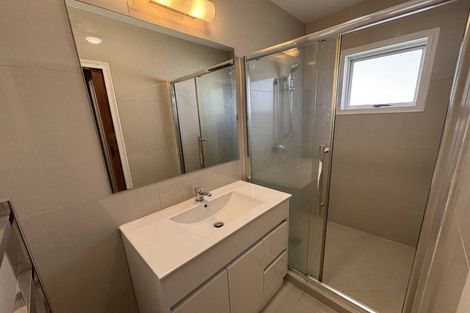 Photo of property in 33 Berkley Avenue, Hillcrest, Hamilton, 3216
