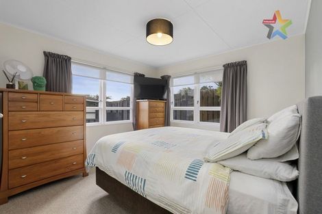 Photo of property in 27 Mossburn Grove, Kelson, Lower Hutt, 5010