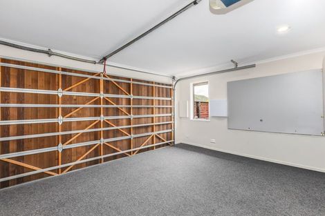 Photo of property in 3 Mcgregor Place, Paraparaumu, 5032