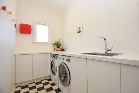 Photo of property in 15 Hilton Road, Carterton, 5713