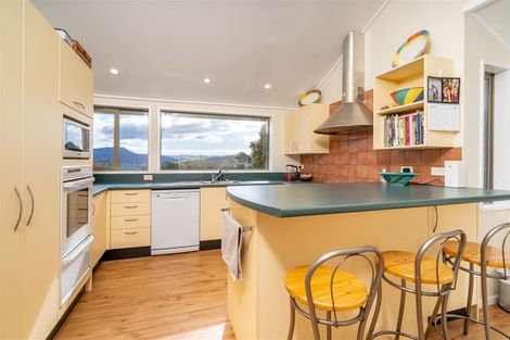 Photo of property in 22 Howard Street, Macandrew Bay, Dunedin, 9014