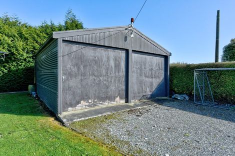 Photo of property in 86 Seaward Road, Edendale, 9825