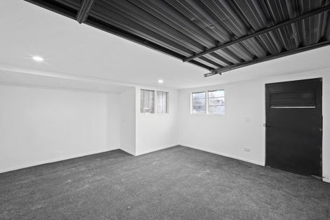 Photo of property in 39 Cottingham Crescent, Mangere East, Auckland, 2024