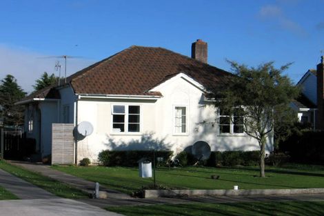 Photo of property in 57 Savage Crescent, West End, Palmerston North, 4412