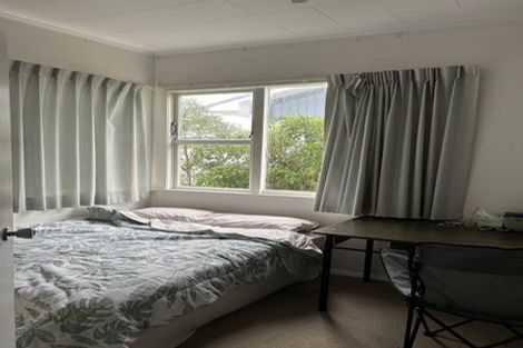 Photo of property in 2 Foyle Street, Island Bay, Wellington, 6023