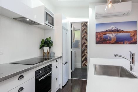 Photo of property in 21 Serpentine Avenue, Dunedin Central, Dunedin, 9016