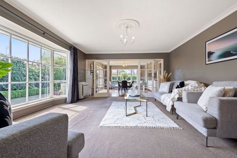 Photo of property in 7 Brookby Crescent, Avonhead, Christchurch, 8042