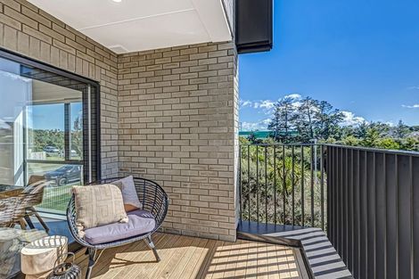 Photo of property in 1/28 Westgate Drive, Westgate, Auckland, 0614