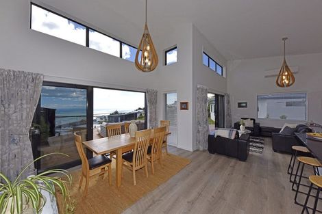 Photo of property in 3 Stoneyridge Close, Mount Pleasant, Christchurch, 8081