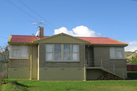 Photo of property in 43 Justine Street, Cannons Creek, Porirua, 5024