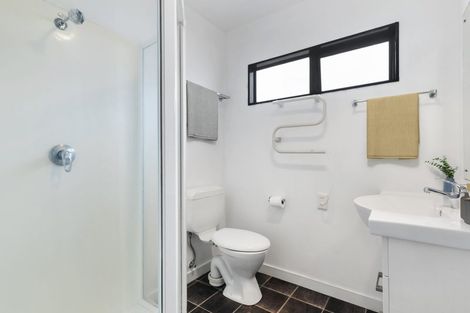 Photo of property in 120 Gossamer Drive, Pakuranga Heights, Auckland, 2010