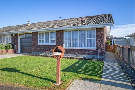 Photo of property in 55 Rugby Street, Levin, 5510