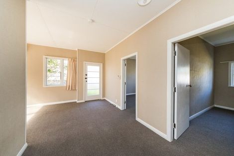 Photo of property in 15 Ihle Street, Terrace End, Palmerston North, 4410