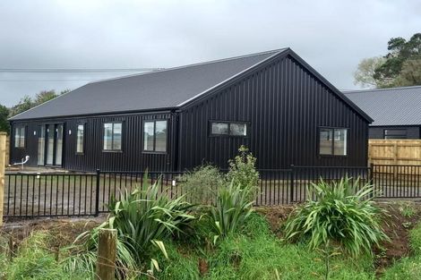 Photo of property in 2 Fox Street, Okato, 4335