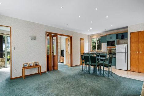 Photo of property in 2 Gordon Road, Mount Maunganui, 3116