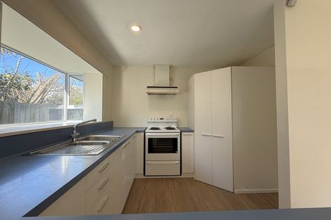 Photo of property in 32 Oxley Avenue, St Albans, Christchurch, 8014