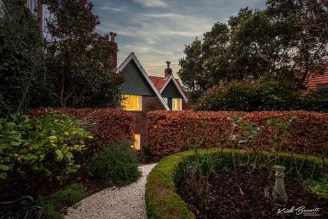 Photo of property in 86 Bolton Street, Kelburn, Wellington, 6012