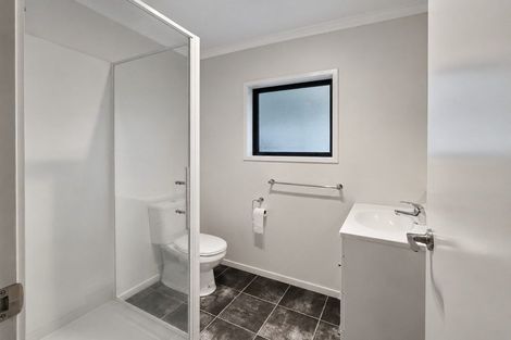 Photo of property in 238 Bridge Street, Eltham, 4322