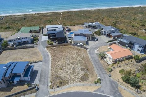 Photo of property in 147 Bream Bay Drive, Ruakaka, 0116