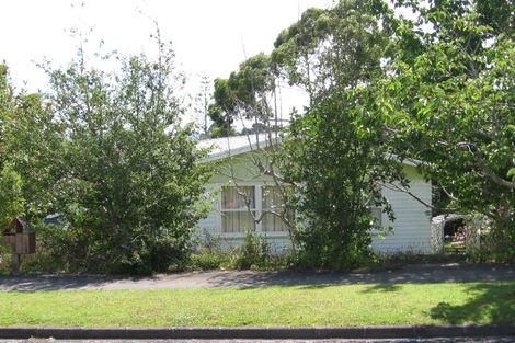Photo of property in 56 Mcfadzean Drive, Blockhouse Bay, Auckland, 0600