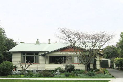 Photo of property in 34 Bowling Road, Greenmeadows, Napier, 4112