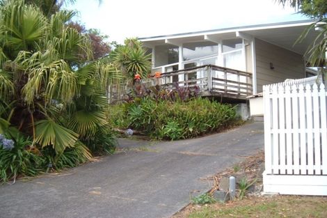 Photo of property in 10 Illana Place, Ranui, Auckland, 0612