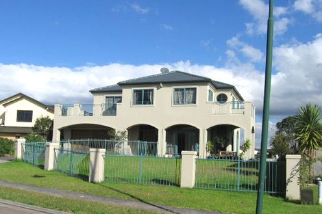 Photo of property in 5 Parani Court, Te Atatu Peninsula, Auckland, 0610