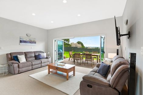 Photo of property in 86 Trig Road, Whenuapai, Auckland, 0618