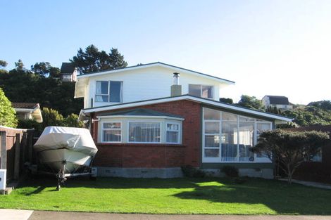 Photo of property in 13 Cranwell Street, Churton Park, Wellington, 6037