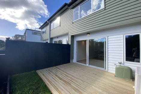 Photo of property in 39 Kaimai Avenue, Massey, Auckland, 0614
