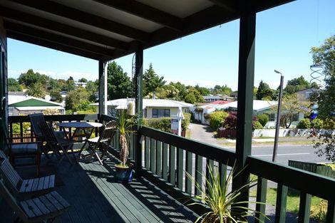 Photo of property in 2/122 Taupo View Road, Taupo, 3330
