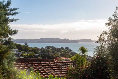 Photo of property in 4 Vipond Road, Stanmore Bay, Whangaparaoa, 0932