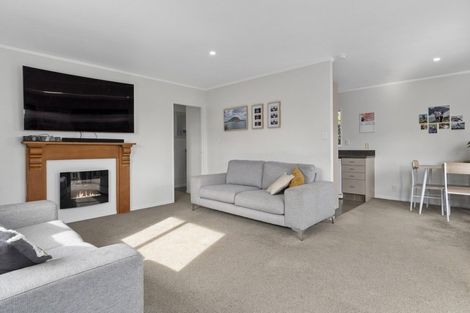 Photo of property in 15b Queen Road, Bellevue, Tauranga, 3110