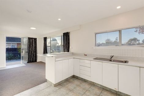 Photo of property in 6 Besant Place, Avondale, Christchurch, 8061
