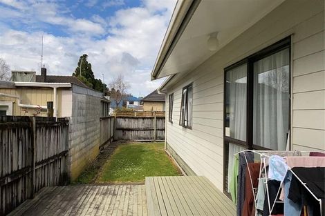 Photo of property in 2/935 Cameron Road, Gate Pa, Tauranga, 3112