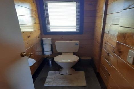 Photo of property in 8 Pararewa Drive, Whalers Gate, New Plymouth, 4310