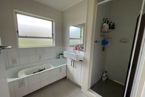 Photo of property in 19a Rodney Street, Howick, Auckland, 2014