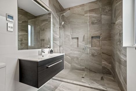 Photo of property in 11 Nobilo Road, Kumeu, 0810