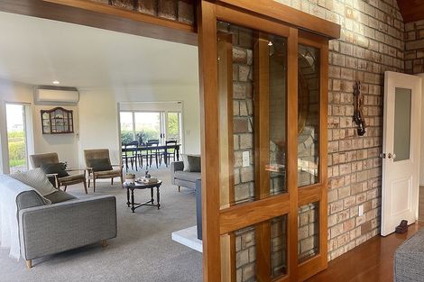 Photo of property in 124 Vaughans Road, Long Bay, Albany, 0792