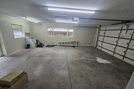 Photo of property in 31a Heretaunga Square, Silverstream, Upper Hutt, 5019