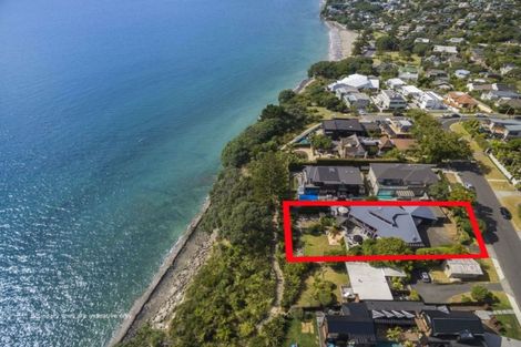 Photo of property in 7 Bournemouth Terrace, Murrays Bay, Auckland, 0630