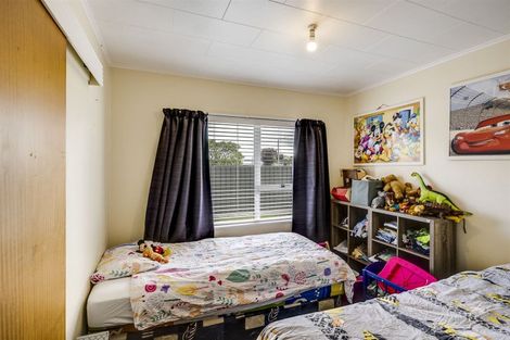 Photo of property in 25 Tait Drive, Greenmeadows, Napier, 4112
