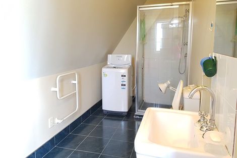 Photo of property in 12a Wicklam Lane, Greenhithe, Auckland, 0632