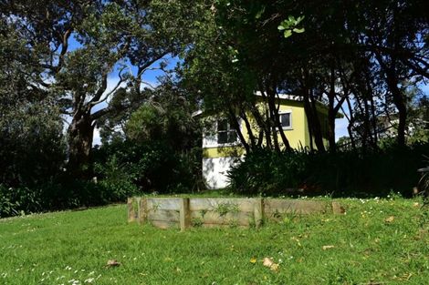 Photo of property in 1313 Matapouri Road, Matapouri, Whangarei, 0173