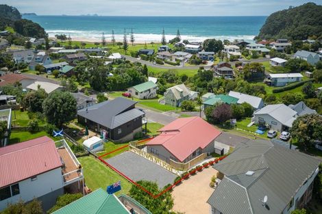 Photo of property in 208 Russell Bruce Place, Onemana, Whangamata, 3691