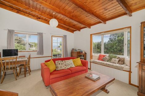 Photo of property in 5b Pohutukawa Grove, Whitianga, 3510