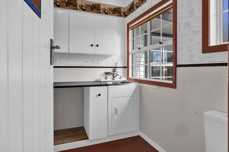 Photo of property in 35 Campbell Street, Hawera, 4610