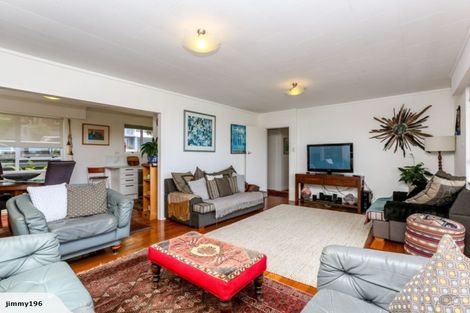 Photo of property in 129 Pendarves Street, New Plymouth, 4312