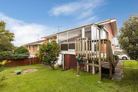 Photo of property in 4/15 Zion Road, Birkenhead, Auckland, 0626