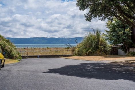 Photo of property in 4a Nikau Street, Eastbourne, Lower Hutt, 5013